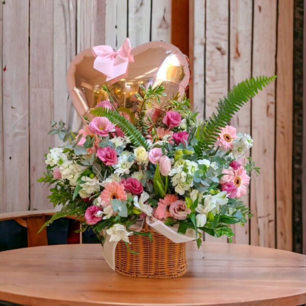 סידור פרחים "מותק של פרחים" flower arrangement